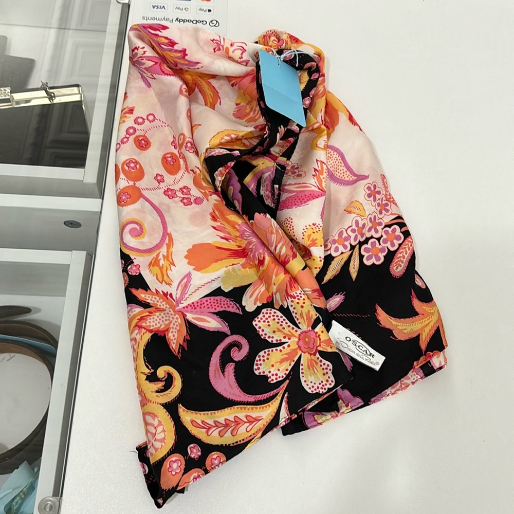 Oscar de la renta silk scarf